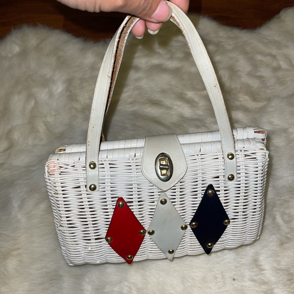 Amazing 50’s white wicker and leather bag